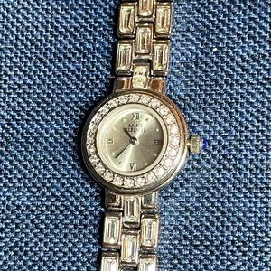 ANNE KLEIN 11 beautiful faux Diamond watch